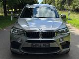 BMW X5M*HUD*360°*B&O*SOFTCLOSE*PANO*KEYLESS* - BMW: Unfallwagen
