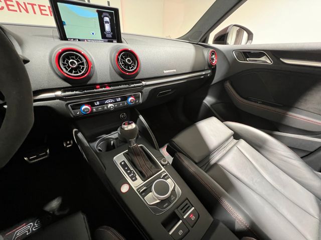 Audi RS3 Sportback quattro Panorama,RS-Sportsitze