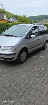 Volkswagen Sharan 1.9TDI 85kW Comfortline Comfortline - Volkswagen Sharan mit Diesel-Antrieb: Kleinbus, 1.9