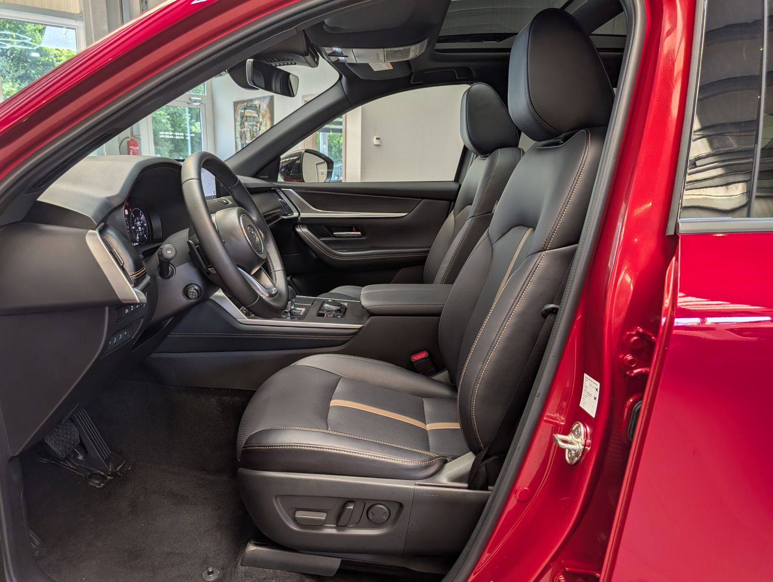 Fahrzeugabbildung Mazda CX-60 2.5L e-SKYACTIV PHEV 327 Homura+ Pano Bose