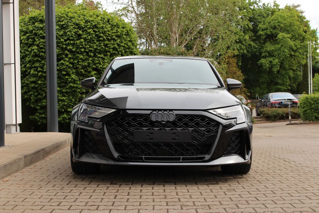 AUDI RS3 Sportback/RS DYNAMIK/ SONOS/ KOMFORT PRO AUDI RS3 Sportback/RS DYNAMIK/ SONOS/ KOMFORT PRO
