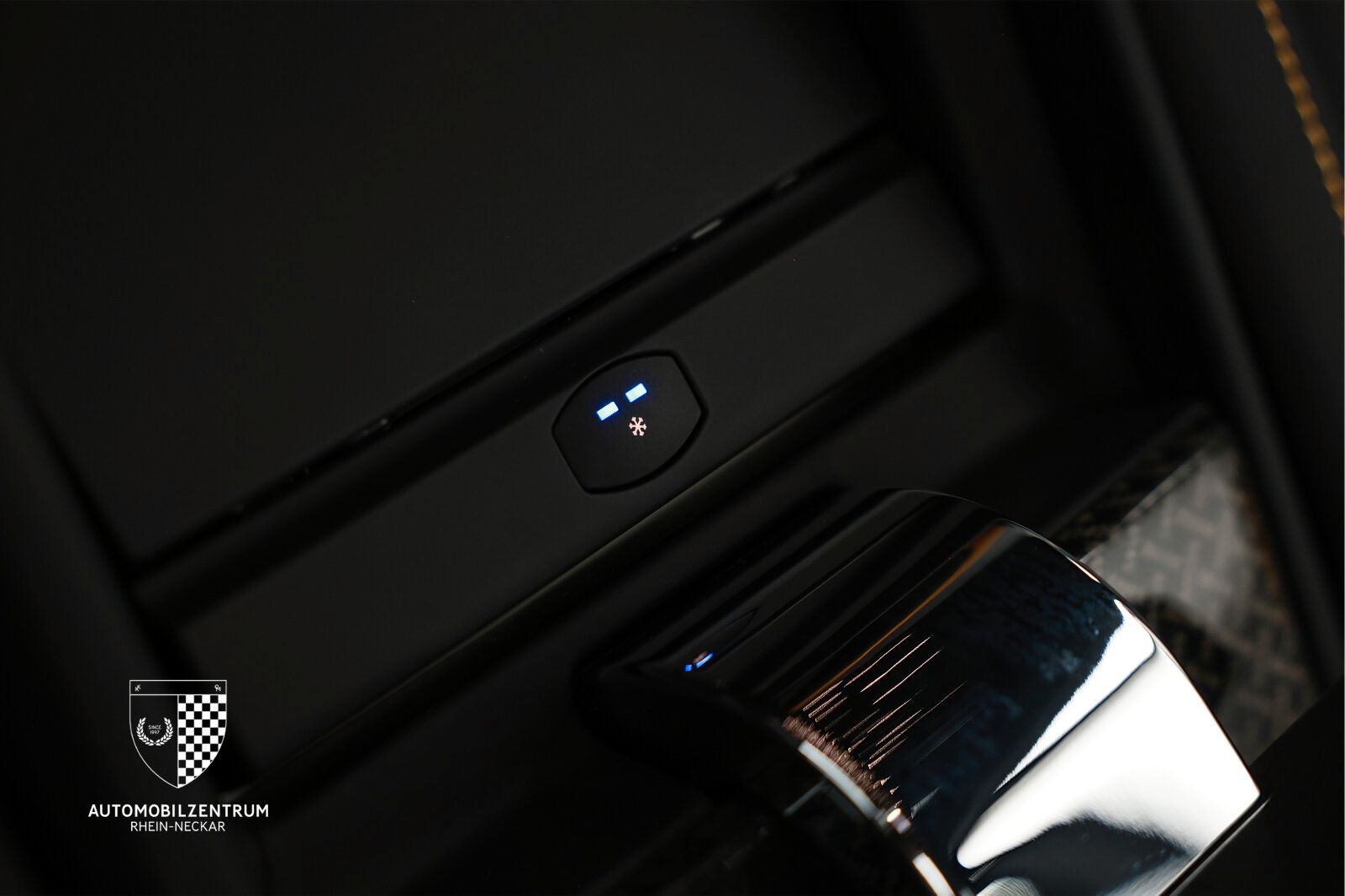 Rolls-Royce Cullinan Black Badge ImmersiveSeat/RearTheatre foto 21