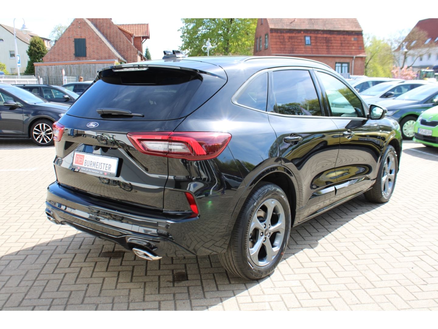 Fahrzeugabbildung Ford Kuga ST-Line Autom. LED GRA TWA PDC RFK Navi AHK