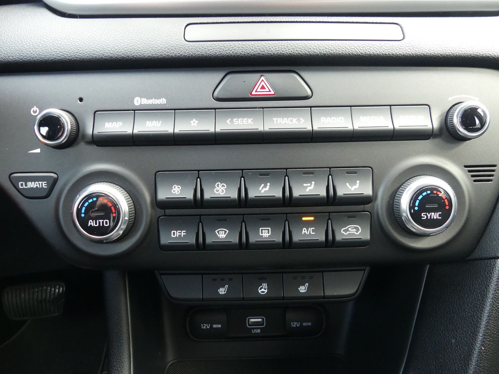 Fahrzeugabbildung Kia Sportage Vision 4WD Allrad*Navi*Allwetterreifen