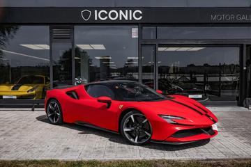 2021 Ferrari SF90 照片 1