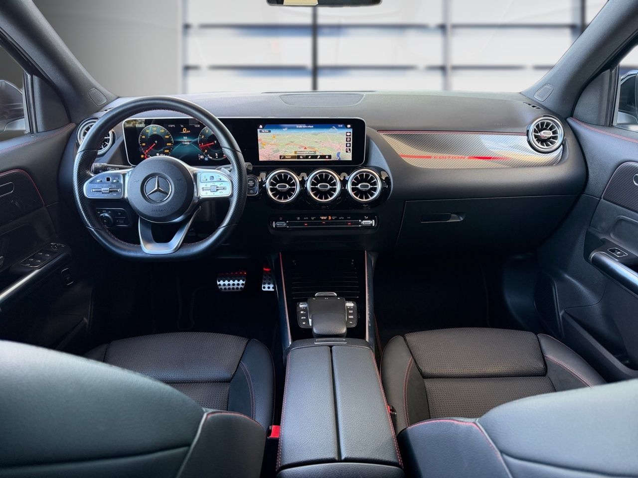 Fahrzeugabbildung Mercedes-Benz GLA 200 AMG+PANO+KEYLESS+CARPL+EL.HECKKL+LED+KAM