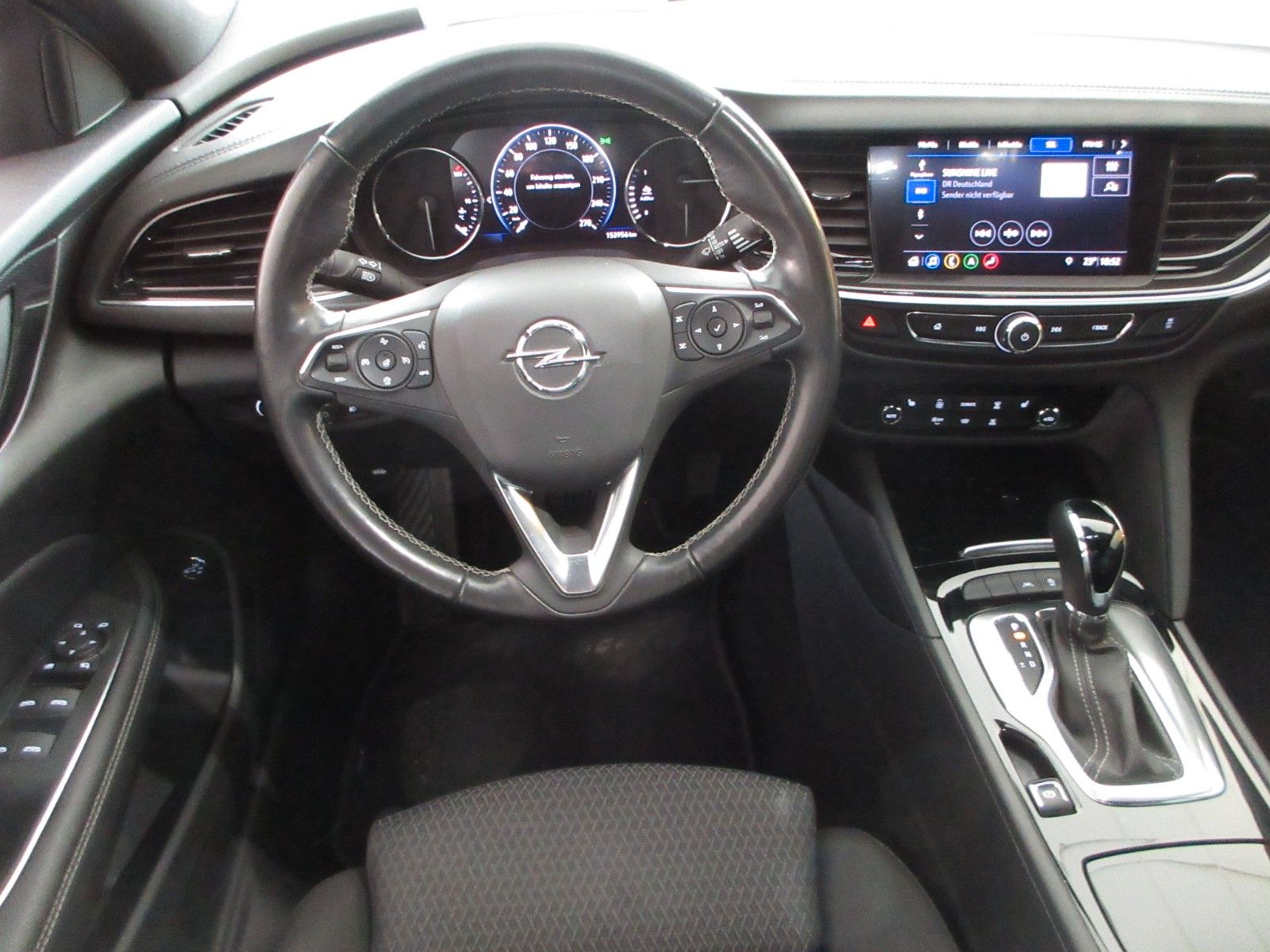 Fahrzeugabbildung Opel Insignia B ST 2.0D LED/NAVI/SHZ/LHZ/HUD