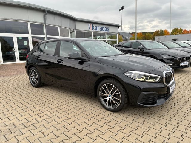 Fahrzeugabbildung BMW 118 i Advantage >AUT/LED/PDC/SHZ<