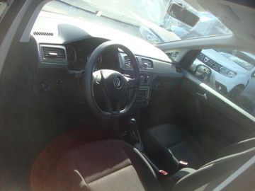 Volkswagen Caddy - 12