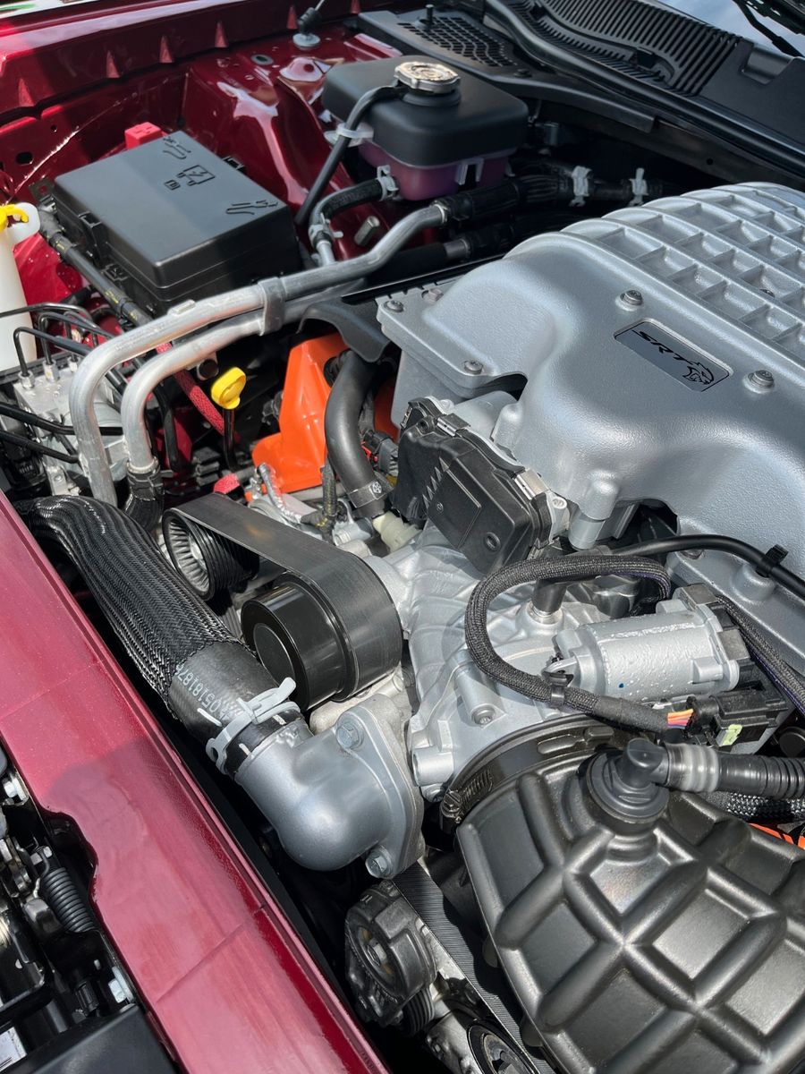 Fahrzeugabbildung Dodge Challenger SRT Hellcat Widebody XR 888 PS