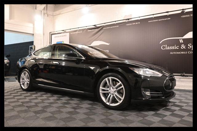 Tesla Model S 85 /CRUISE/CAMERA/19 INCH !!