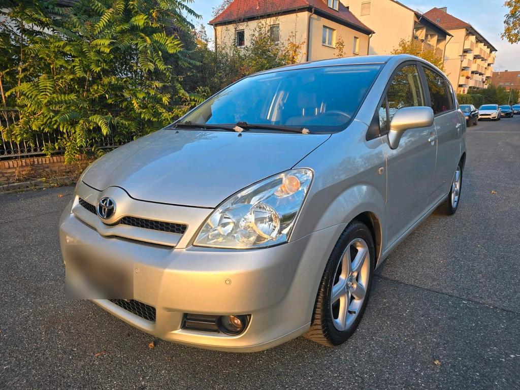 Toyota Corolla Verso 1,6 Benzin 7sitzer,