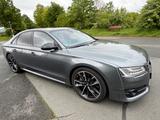 Audi S8 4.0 plus 21-ZOLL+HEAD-UP-DISPLAY+B&O-SOUNDSYS