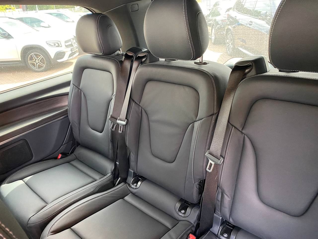 Mercedes-Benz V 250 d 4MATIC lang AVANTGARDE foto 22