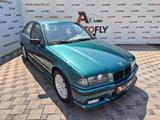 BMW 325i Automatik, Schiebedach, scheck - BMW 325 aus 1991