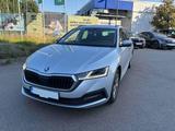 Skoda Octavia 1.5TSI Navi+Virtual+Sitzhz.v,h+ACC+LED - Skoda Octavia aus 2020