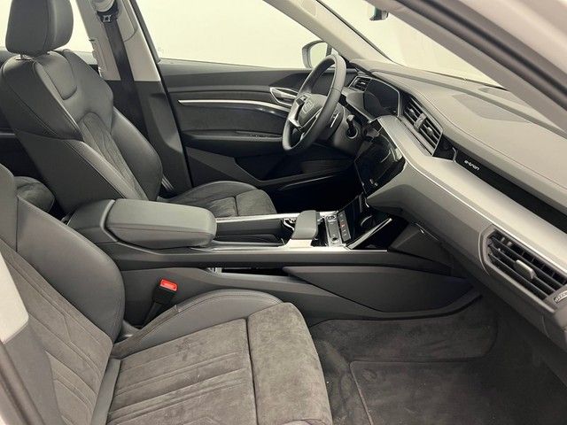 Audi e-tron 55 Quattro S Line Luft21NachtHead imagem 3