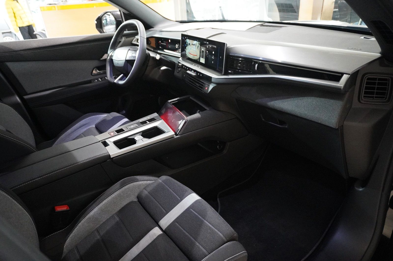 Fahrzeugabbildung Opel Grandland 1.2 48V HYBRID NAVI/LED/KAMERA/DAB+