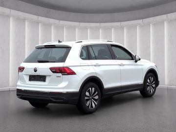 Volkswagen Tiguan - 4