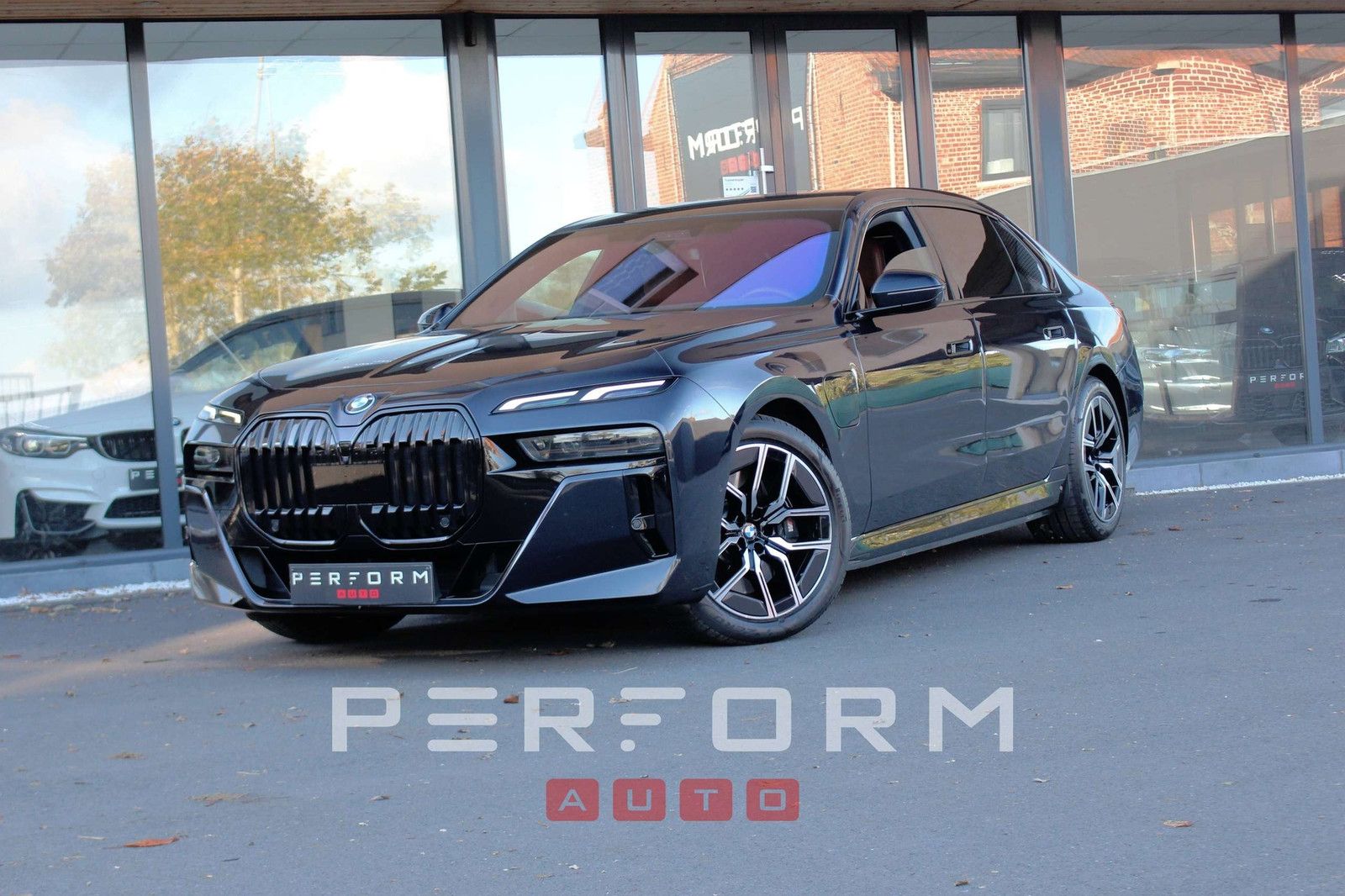 BMW 750 e xDRIVE*489PK*M-SPORT PRO*EXECUTIVE LOUNGE*