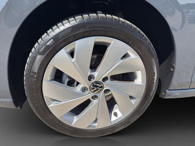 Golf VIII Variant 1.5TSI Style AHK