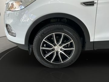 Ford Kuga - 11