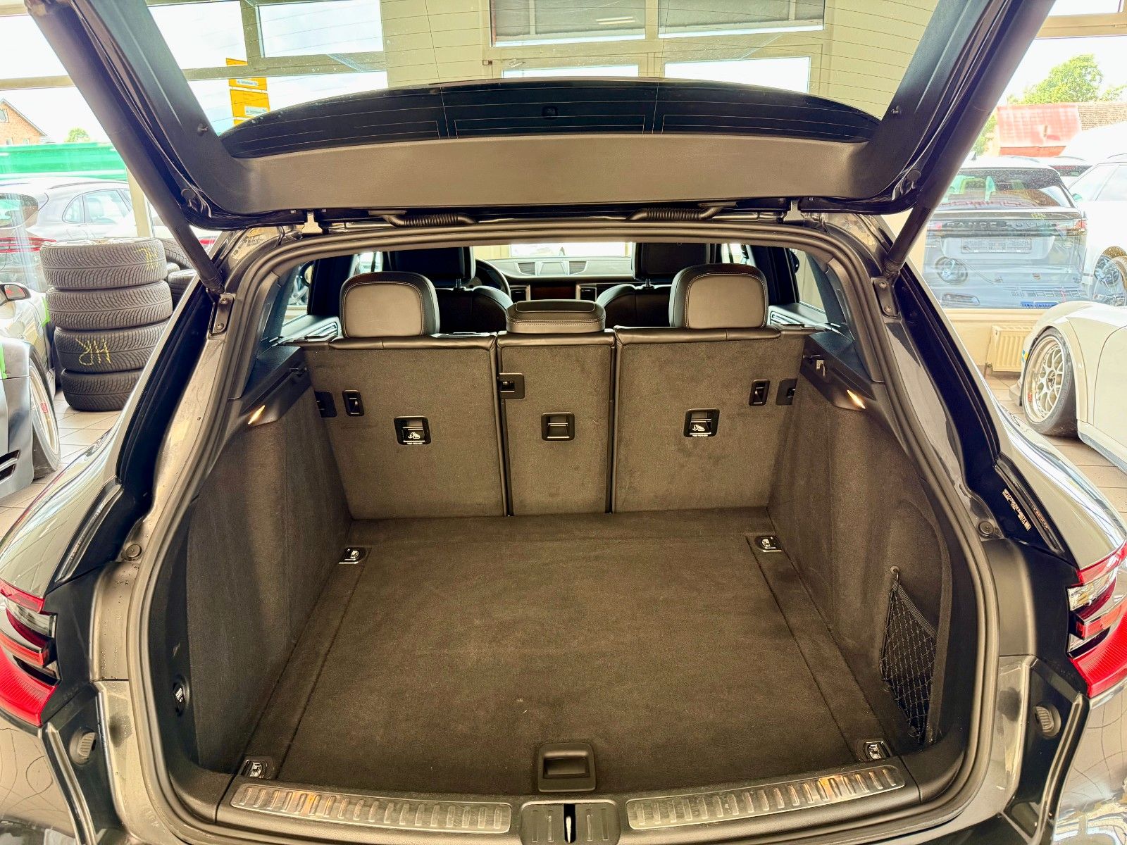 Fahrzeugabbildung Porsche Macan S Diesel PDK Panorama/21"Zoll/Xenon