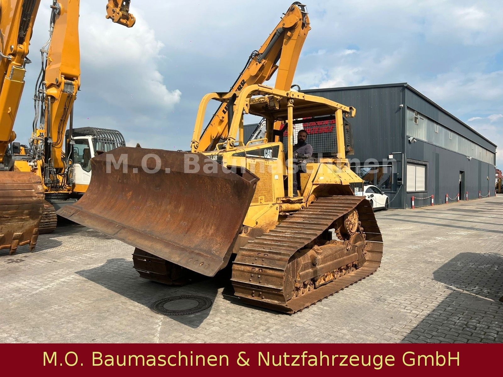 Fahrzeugabbildung CAT Caterpillar D 5 N LGP