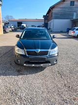 Skoda Octavia Scout 4x4 - Skoda aus 2012: Scout