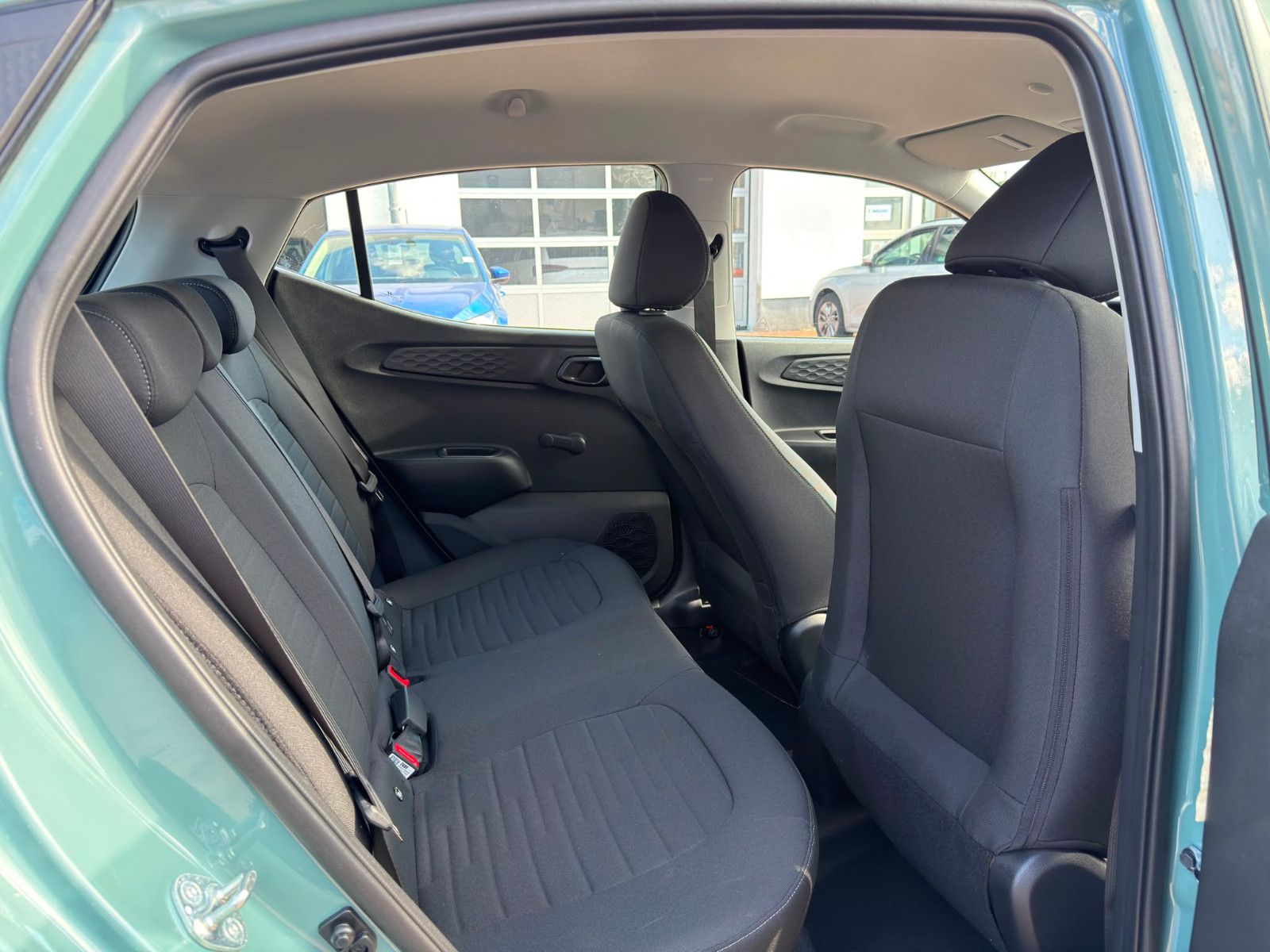 Fahrzeugabbildung Hyundai i10 1.0 Trend *Klima*Navi*CarPlay*PDC*RFKamera*