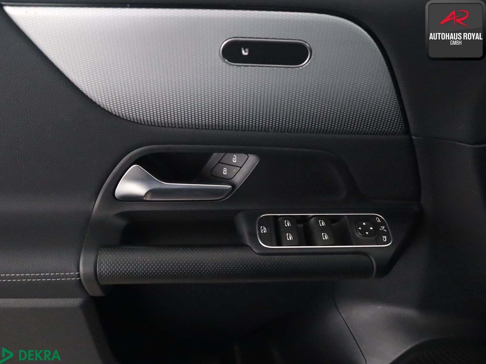 Mercedes-Benz B 180 STYLE KAMERA,CARPLAY,AKT.PARKASSIST,SH foto 14