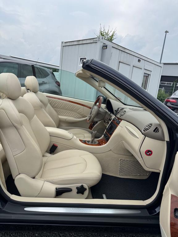 Mercedes-Benz CLK 200