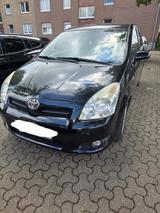 Toyota Corolla Verso 1.8 7-Sitzer Automati... - Toyota Corolla Verso in Duisburg