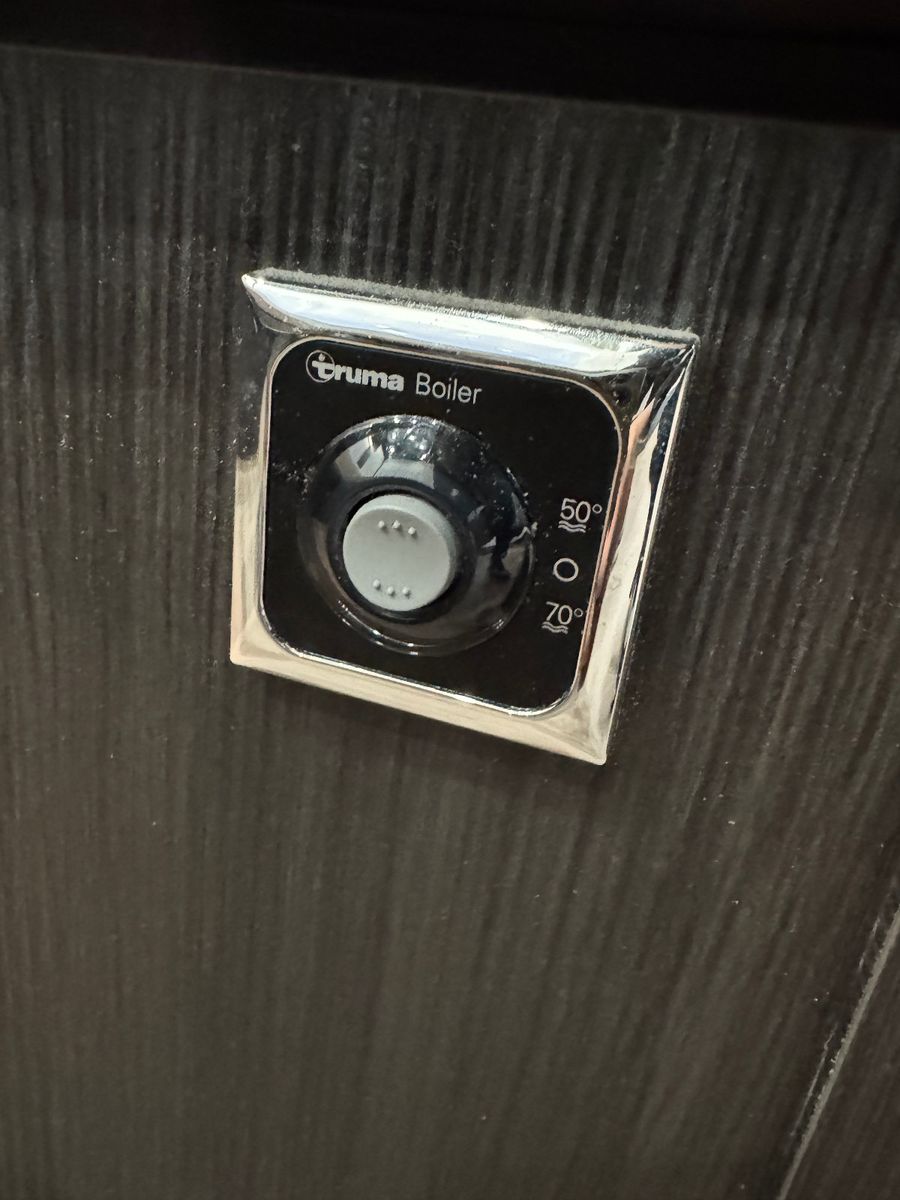 Fahrzeugabbildung Benimar Mileo M282 LOUNGE LUFTFEDERUNG SOLAR TV SAT AHK