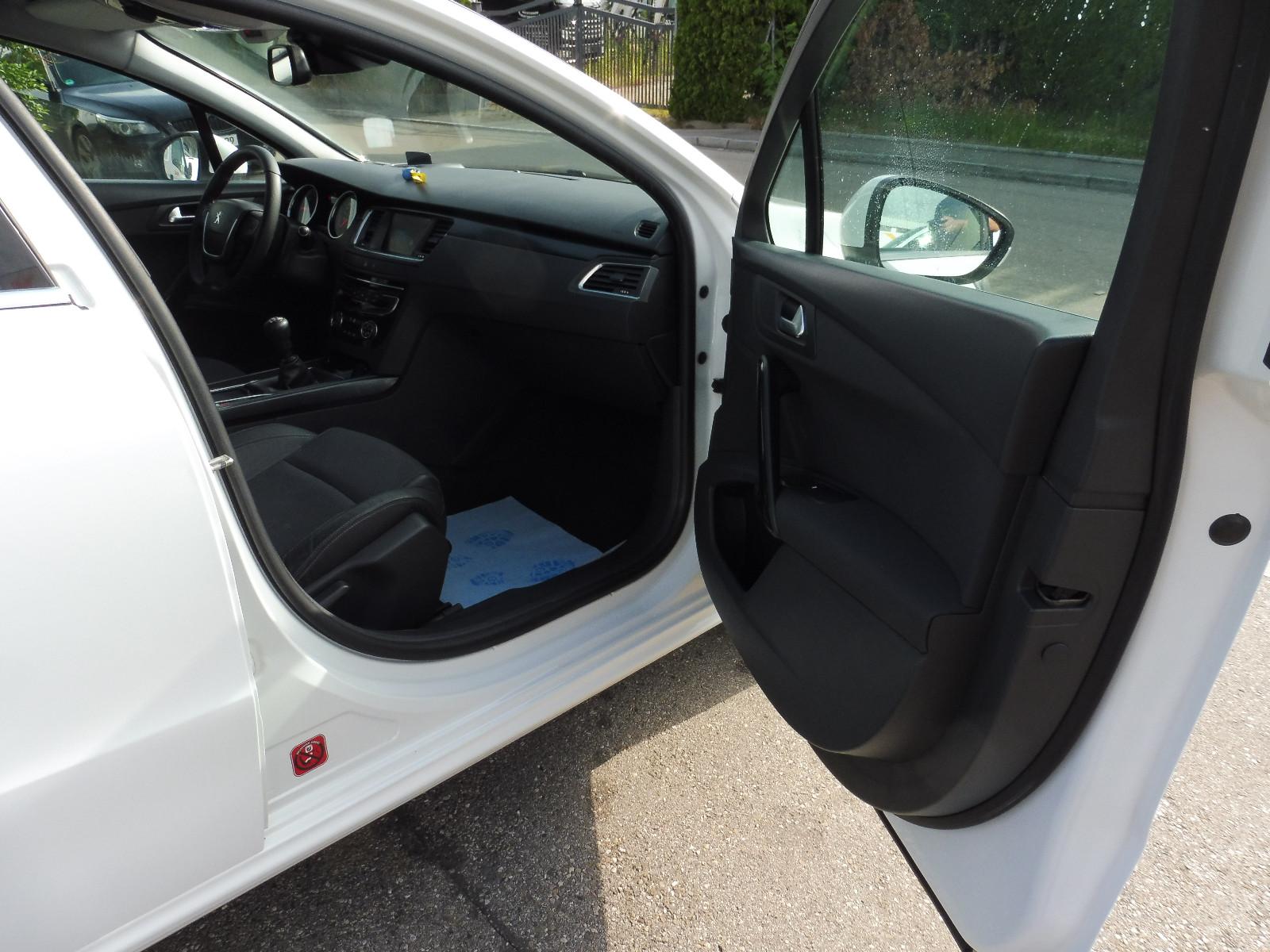 Peugeot 508 2015 — photo 8