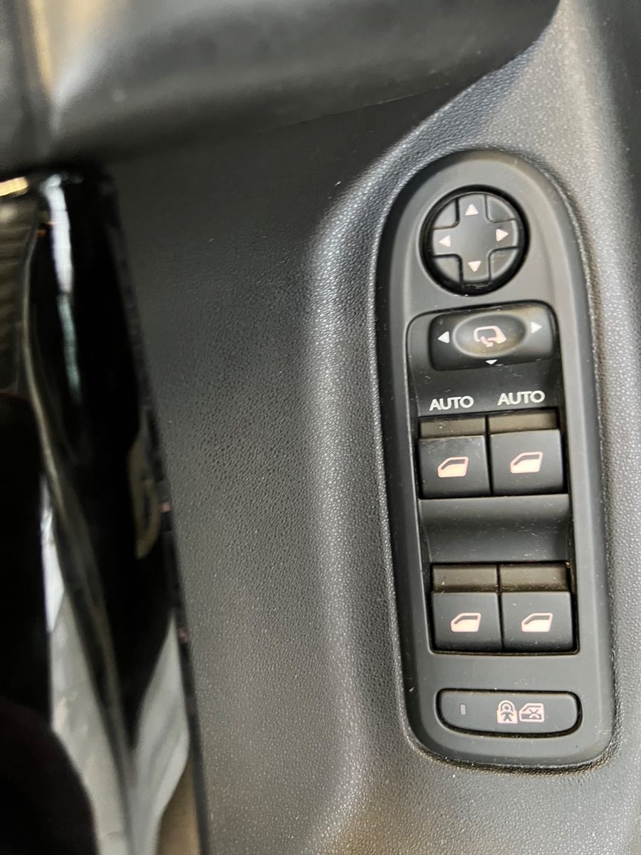 Fahrzeugabbildung Citroën C3 Selection * WENIG KILOMETER *