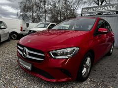 Fahrzeugabbildung Mercedes-Benz B 180 B 180 (247.084) *NAVI* *AHK* *Spur*