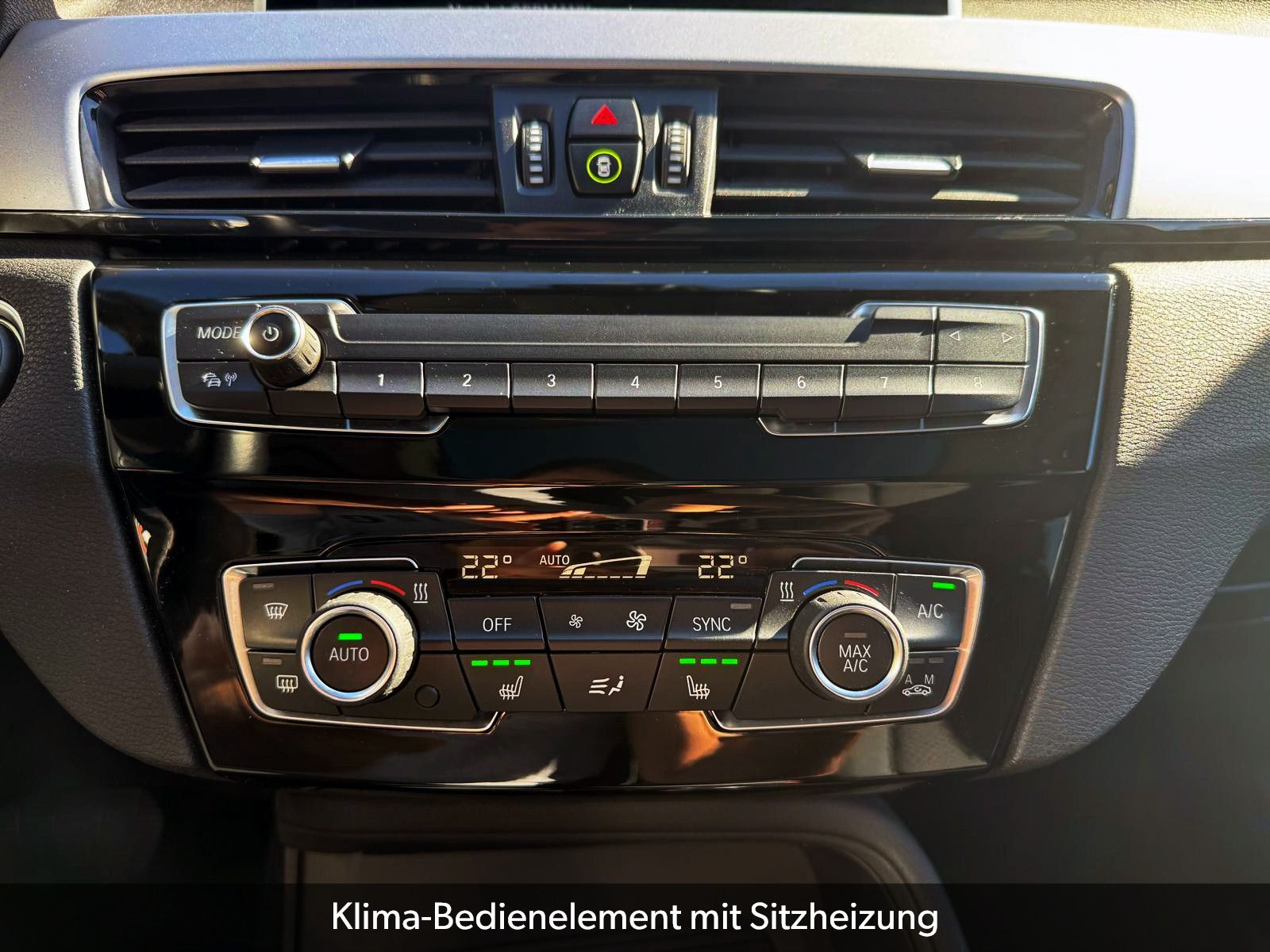Fahrzeugabbildung BMW X1 xDrive25e Advantage ACC KAM LED PANO AHK SHZ