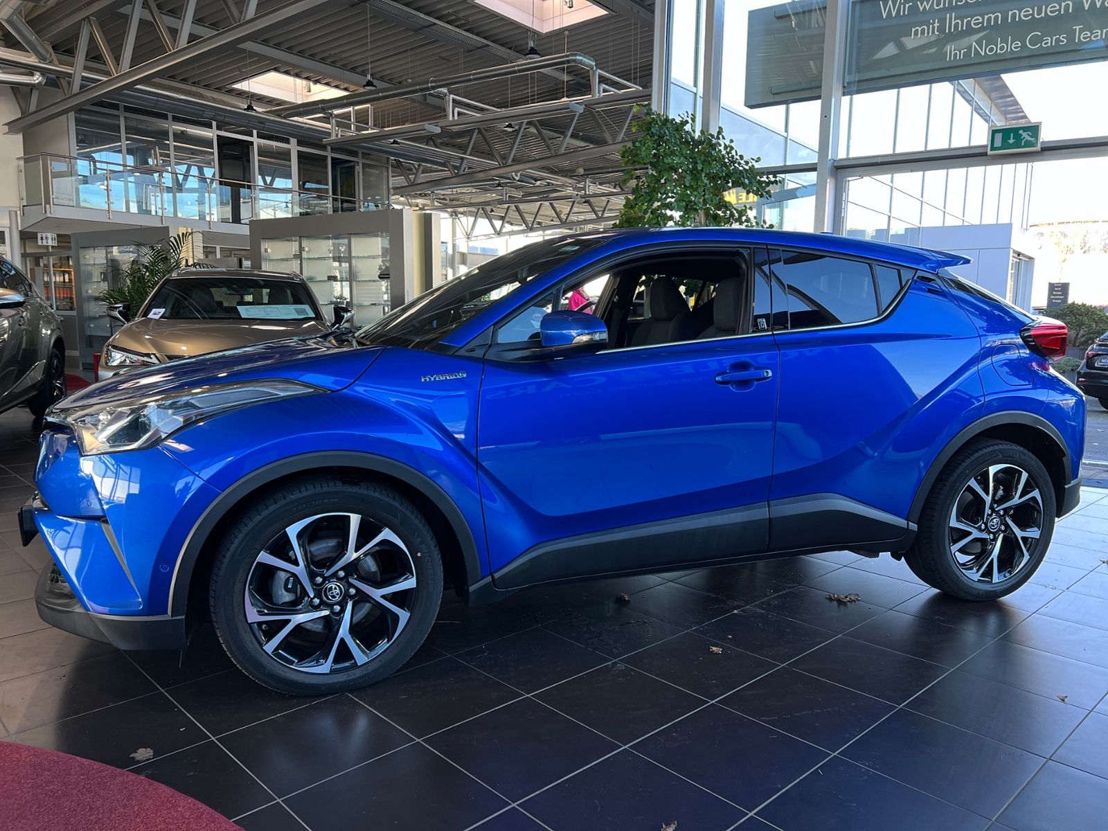 Fahrzeugabbildung Toyota C-HR Hybrid Team D NAVI KLIMA ALU