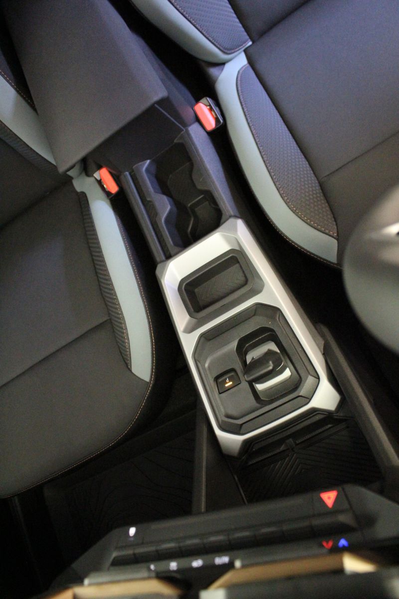 Fahrzeugabbildung Dacia Duster hybrid 155 Extreme *City-*Technik-*Winter