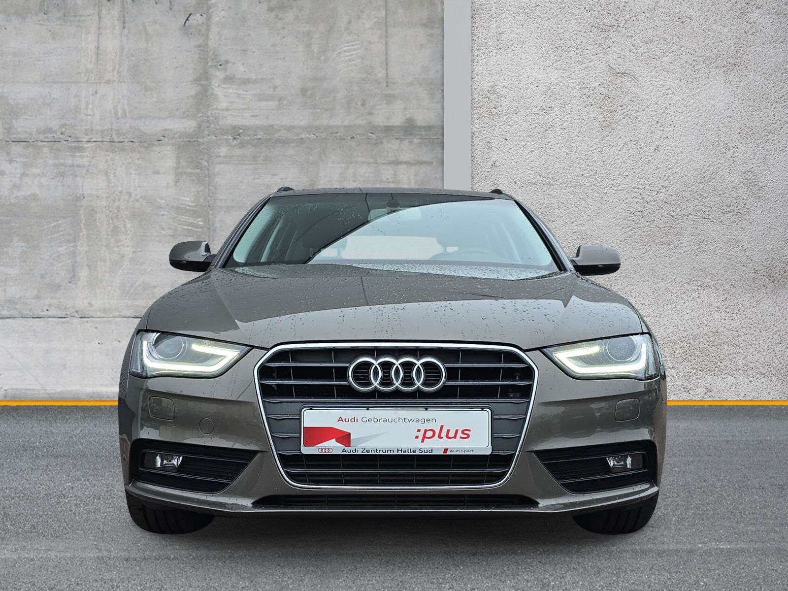 Fahrzeugabbildung Audi A4 Avant 1.8 TFSI Attraction 1.HAND XENON AHK