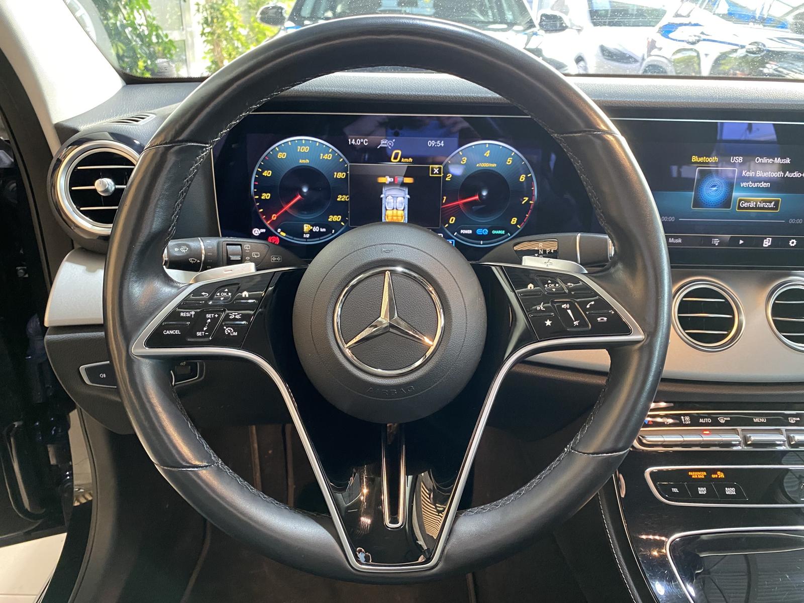 Mercedes-Benz E-Class Avantgarde*ACC*LED*Navi*R-Cam*SHZ*CarPlay*, миниатюра 14