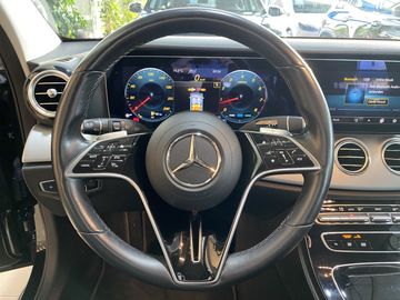 Mercedes E 300 - 3