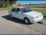 Volkswagen VW Vento 1.8 GLX - Volkswagen Vento: 1.8
