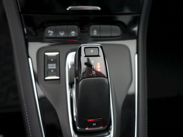 Grandland ELEGANCE AT+LED MATRIX+NAVI+360 GRAD K