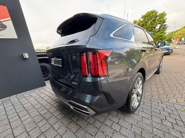 KIA Sorento - 5