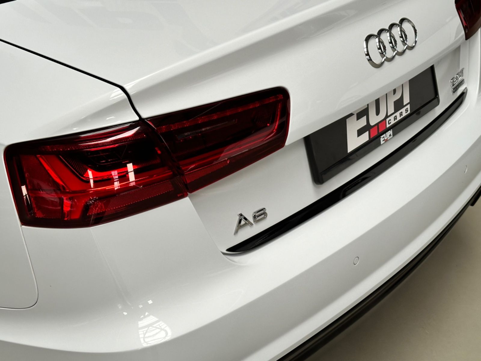 Fahrzeugabbildung Audi A6 3.0 TFSI quattro/Distr./R.Kamera/LED