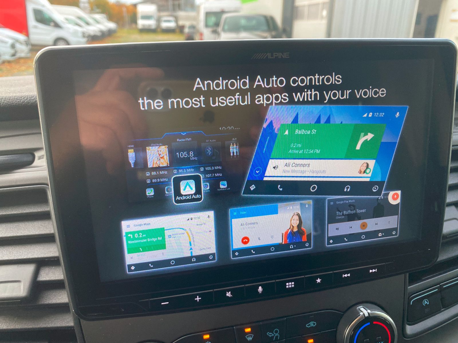 Fahrzeugabbildung Ford Transit Custom Kasten 300L2H2 Trend,AHK,GARANTIE