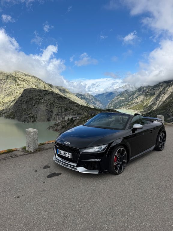Image of Audi TT RS
