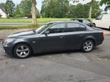 BMW 525i A - BMW 525 aus 2005: 525i